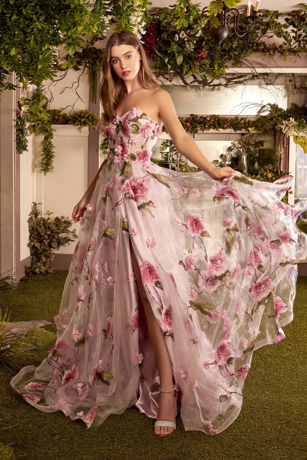 Model wearing a Prom dresses